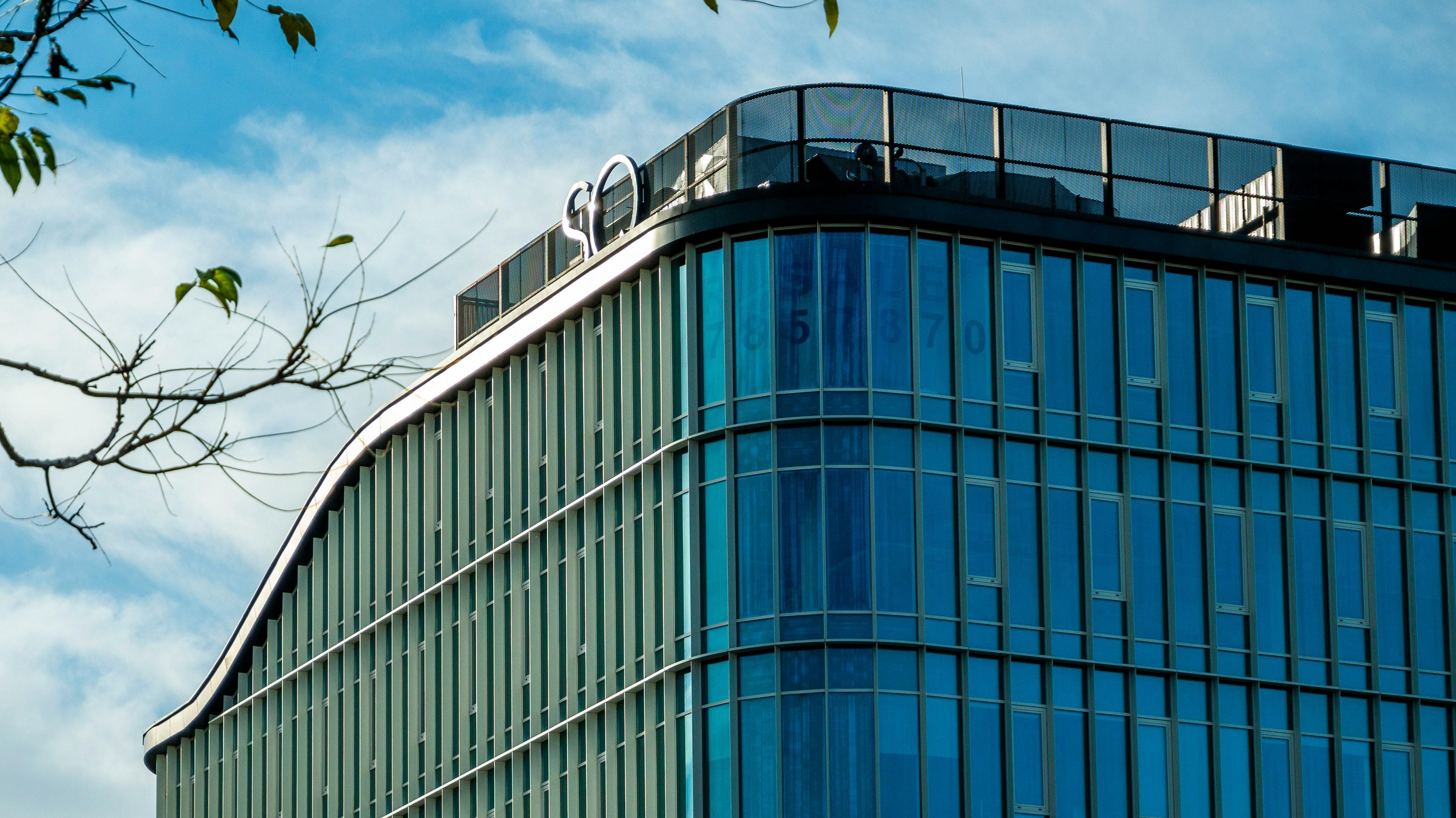 Why 1,200 Millionaires Moved to Greece the Past Year, and Why More Are Coming